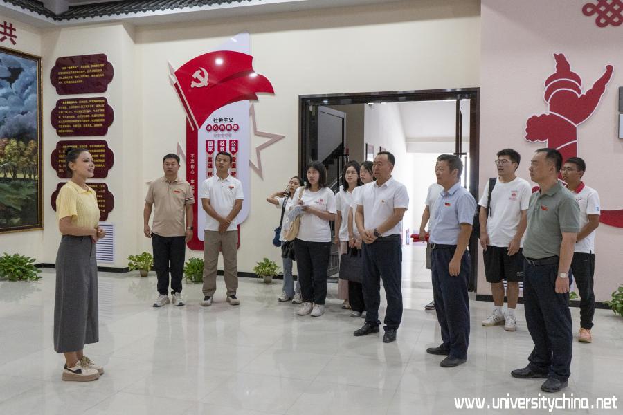 1723773577_663464.jpg DSC09566(1).jpg