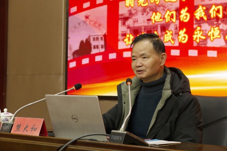 快猫
开学第一课:用工匠精神引领学子科研创新路